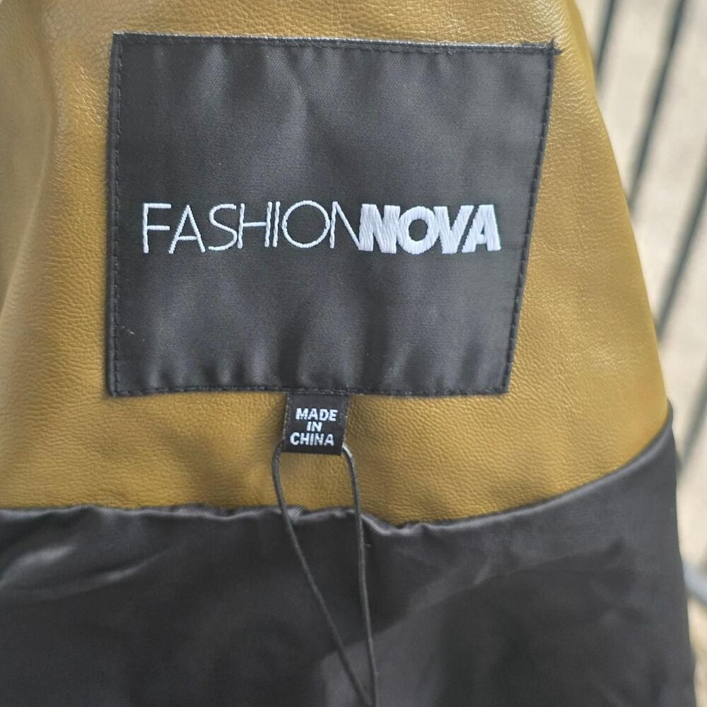 Fashion Nova Speed Racer Olive Cropped Faux Leather Moto Jacket Large - Picture 6 of 7